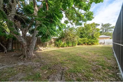 7464 Cass Circle, Sarasota, FL 34231 - Photo 35