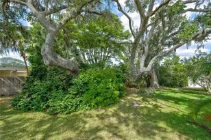 3024 Chase Cir, Sarasota, FL 34231 - Photo 27