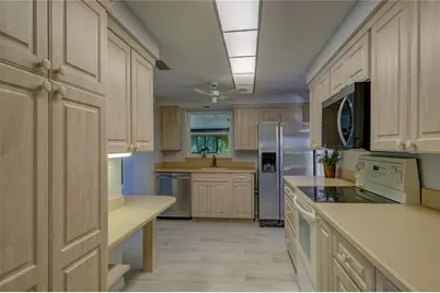 3024 Chase Circle, Sarasota, FL 34231 - Photo 15