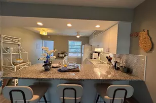 33 S Gulfstream Ave, Sarasota, FL 34236 - Photo 5