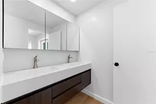 2513 Croton Ave, Sarasota, FL 34239 - Photo 39