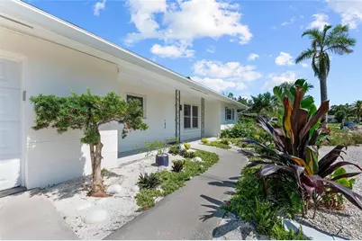 2513 Croton Avenue, Sarasota, FL 34239 - Photo 7