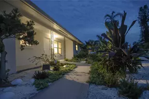 2513 Croton Ave, Sarasota, FL 34239 - Photo 45