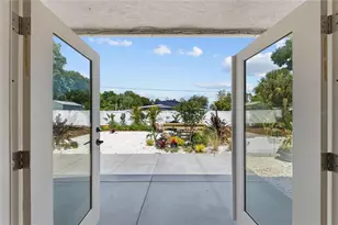 2513 Croton Ave, Sarasota, FL 34239 - Photo 25