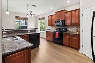1269 Western Pine Cir, Sarasota, FL 34240 - Photo 17