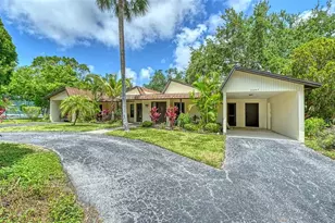 2247 Bispham Rd, Sarasota, FL 34231 - Photo 37