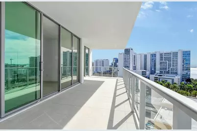 301 Quay Commons #1011, Sarasota, FL 34236 - Photo 7