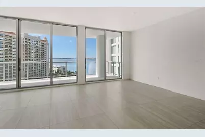 301 Quay Commons #1011, Sarasota, FL 34236 - Photo 9