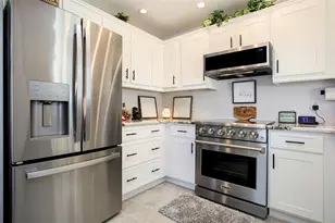 10215 Manatee Ave W, Bradenton, FL 34209 - Photo 9