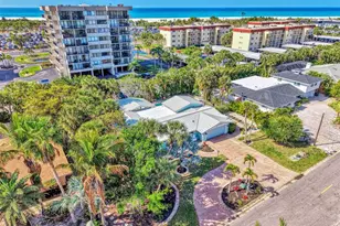 5628 Cape Leyte Dr, Sarasota, FL 34242 - Photo 3