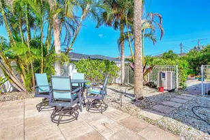 5628 Cape Leyte Dr, Sarasota, FL 34242 - Photo 19