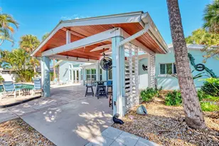 5628 Cape Leyte Dr, Sarasota, FL 34242 - Photo 63