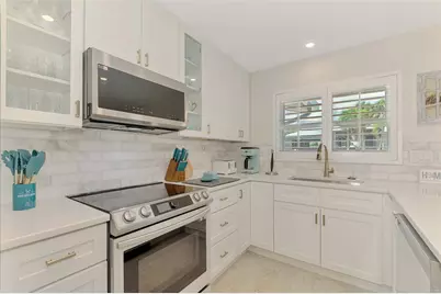 5628 Cape Leyte Drive, Sarasota, FL 34242 - Photo 49