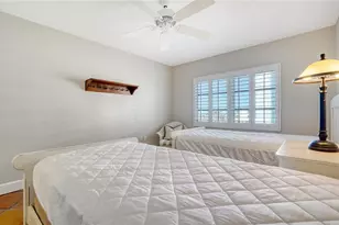 800 Benjamin Franklin Dr, Sarasota, FL 34236 - Photo 23