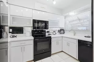 4660 Ocean Blvd, Sarasota, FL 34242 - Photo 15