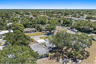5940 Driftwood Avenue #15, Sarasota, FL 34231 - Photo 37