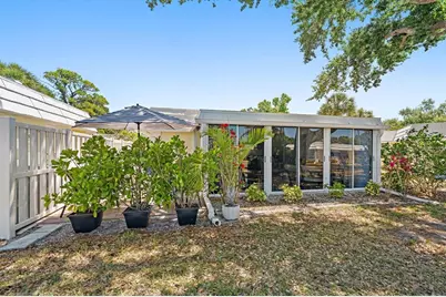 5940 Driftwood Avenue #15, Sarasota, FL 34231 - Photo 39