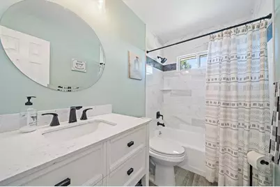 5940 Driftwood Avenue #15, Sarasota, FL 34231 - Photo 17