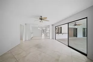 450 Rubens Dr E, Nokomis, FL 34275 - Photo 7