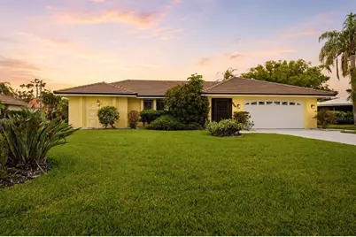 450 Rubens Drive E, Nokomis, FL 34275 - Photo 1