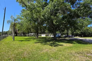 1808 Zipperer Rd, Bradenton, FL 34212 - Photo 1