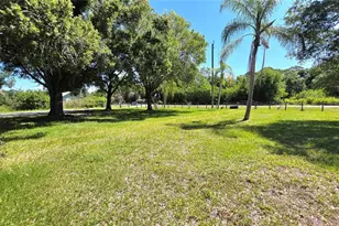 1808 Zipperer Rd, Bradenton, FL 34212 - Photo 11