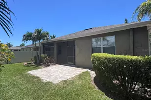 8302 Karpeal Dr, Sarasota, FL 34238 - Photo 9