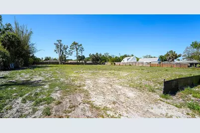 2424 Ashton Road, Sarasota, FL 34231 - Photo 15