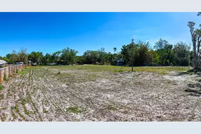 2424 Ashton Road, Sarasota, FL 34231 - Photo 17