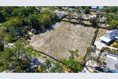 2424 Ashton Road, Sarasota, FL 34231 - Photo 11