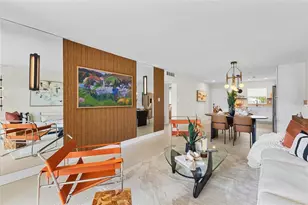 3330 Gulf of Mexico Dr, Longboat Key, FL 34228 - Photo 5