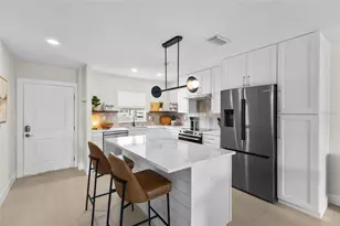 3330 Gulf of Mexico Dr, Longboat Key, FL 34228 - Photo 11