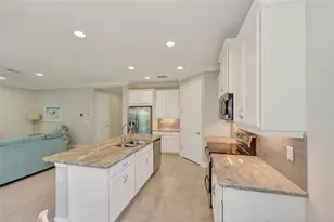156 Ventosa Pl, Nokomis, FL 34275 - Photo 9