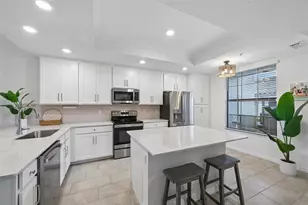 5721 Palmer Cir, Lakewood Ranch, FL 34211 - Photo 17