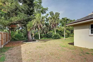 1303 E Gate Dr, Venice, FL 34285 - Photo 53