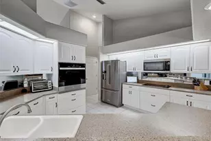 1303 E Gate Dr, Venice, FL 34285 - Photo 21