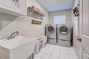 1303 E Gate Dr, Venice, FL 34285 - Photo 45