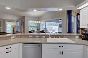 1303 E Gate Dr, Venice, FL 34285 - Photo 17