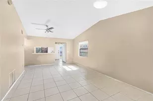 5683 Summerside Ln, Sarasota, FL 34231 - Photo 7
