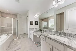 5811 Campina Pl, Palmetto, FL 34221 - Photo 33