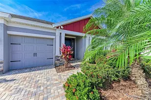 5811 Campina Pl, Palmetto, FL 34221 - Photo 5