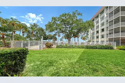 1100 Imperial Drive #108, Sarasota, FL 34236 - Photo 21