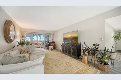 1100 Imperial Drive #108, Sarasota, FL 34236 - Photo 9