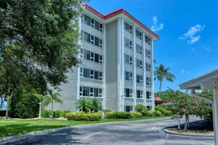 1100 Imperial Dr, Sarasota, FL 34236 - Photo 3