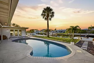617 Dundee Ln, Holmes Beach, FL 34217 - Photo 39