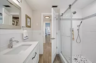 617 Dundee Ln, Holmes Beach, FL 34217 - Photo 33