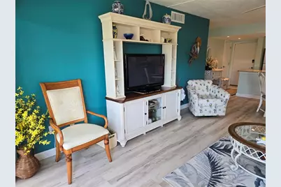1215 S Portofino Drive #107, Sarasota, FL 34242 - Photo 9