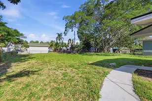 1007 26th Ave W, Palmetto, FL 34221 - Photo 21