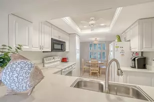 9330 Clubside Cir, Sarasota, FL 34238 - Photo 19