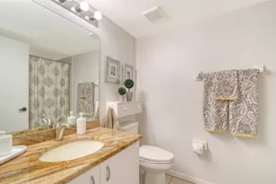 9330 Clubside Cir, Sarasota, FL 34238 - Photo 31